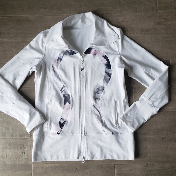 lululemon athletica Tops - Lululemon Stride Jacket Unicorn Tears size 12